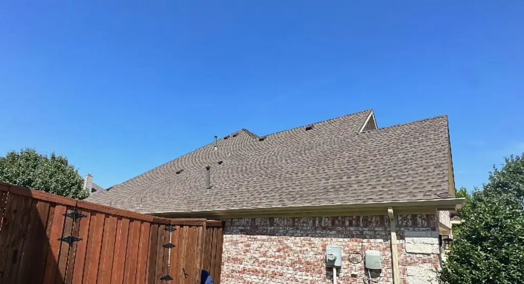 Completed roof replacement project in Jasper